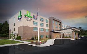 Holiday Inn Express Brevard Nc